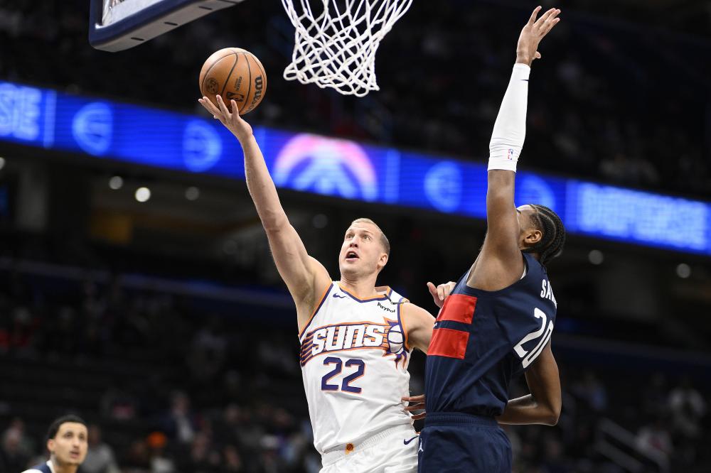 但他的表现 但他的表现