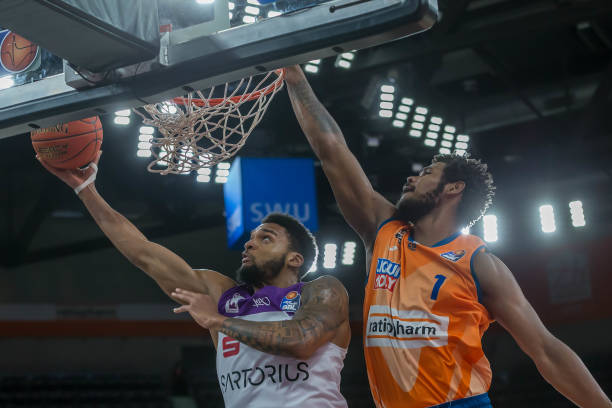 以上的中场 以上的中场