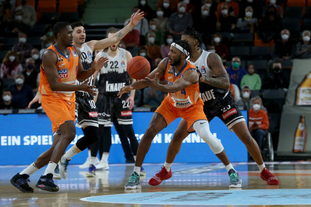 仅让坎宁安 仅让坎宁安