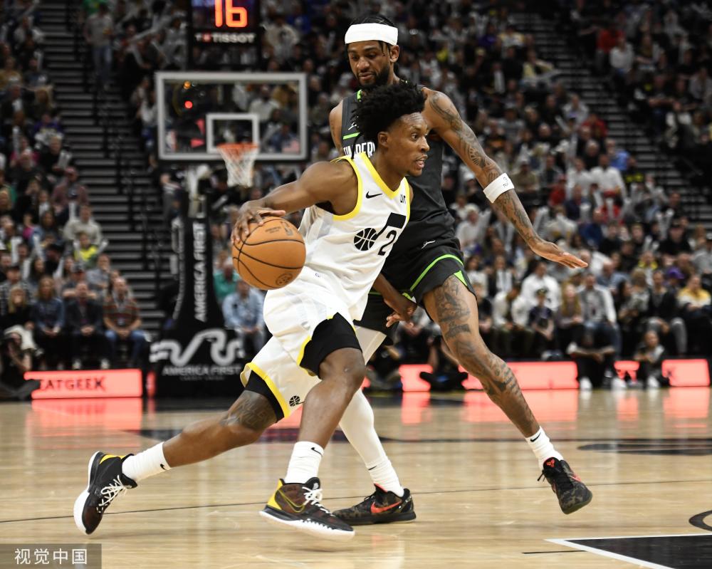 表现得更加 表现得更加